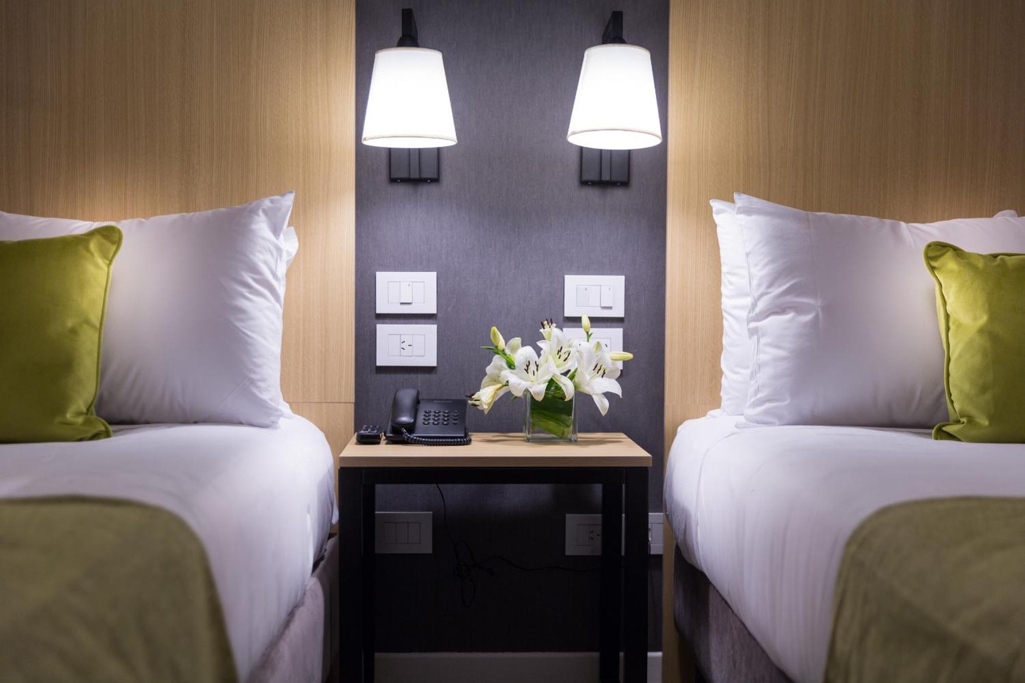Queen Room with Two Queen Beds - Non-Smoking,663905481:JPEG